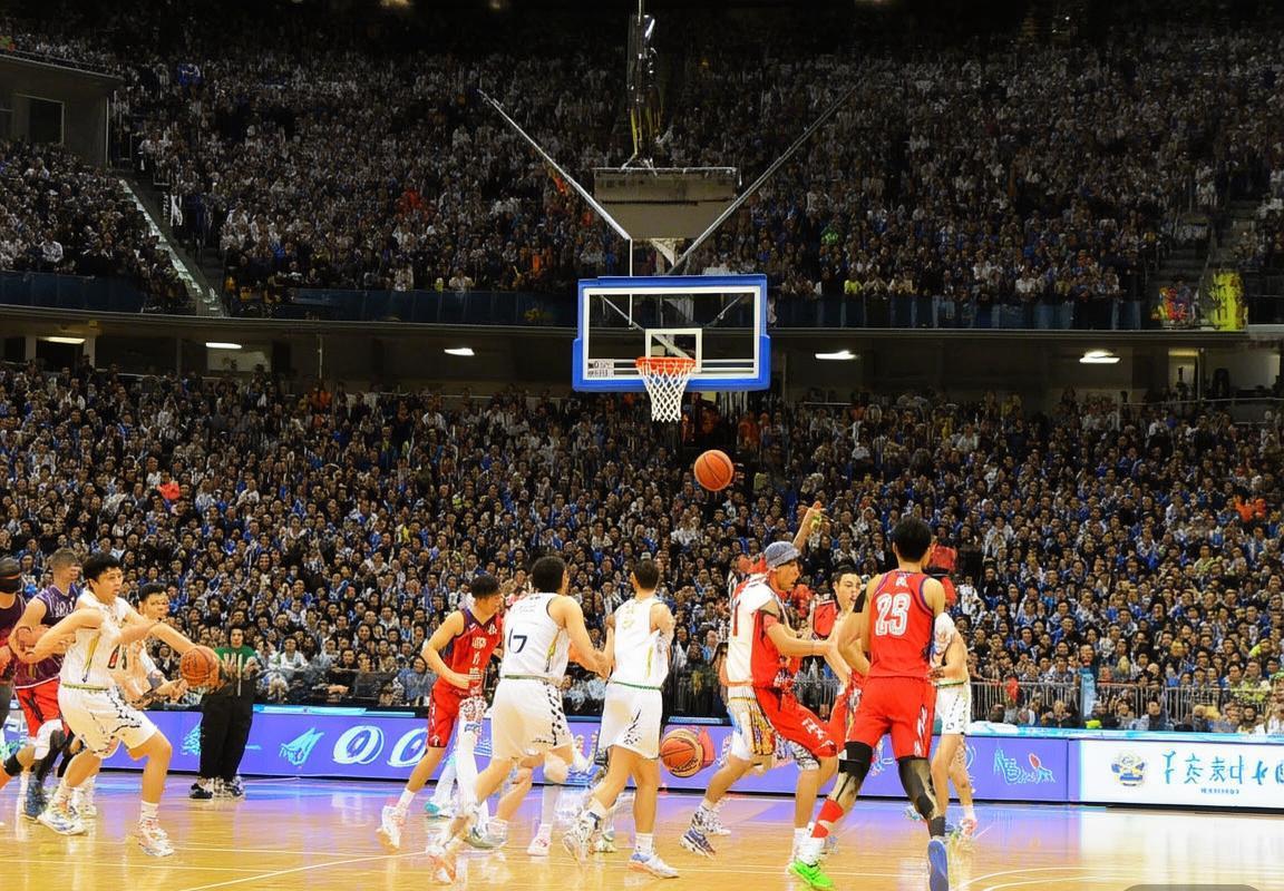 CBA巅峰对决：北京辽宁战记与战术解析